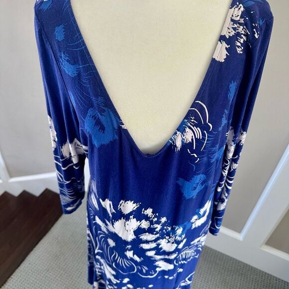 Tommy Bahama Blue and white,  Floral Dress. - Picture 3 of 6